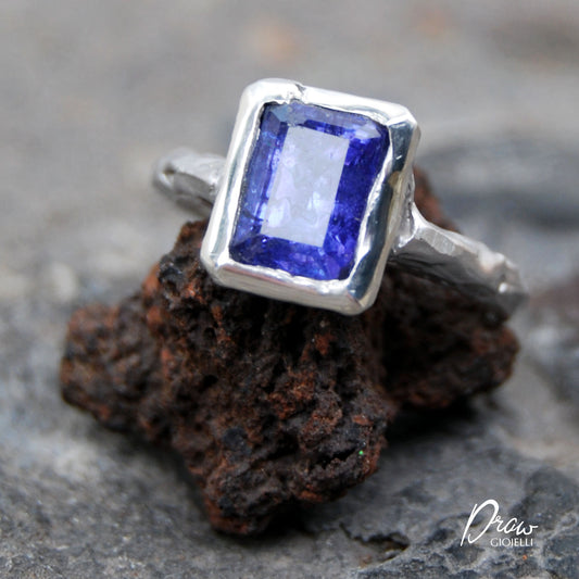 Anello in Argento e Tanzanite 2 ct